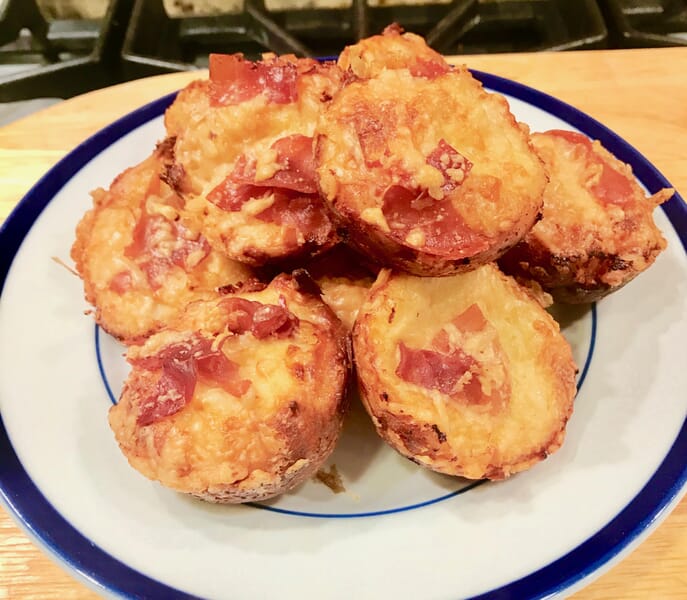 Gougères With Ham, Cheese And Prosciutto