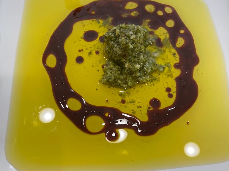 Pesto, Olive Oil, Balsamic Dip